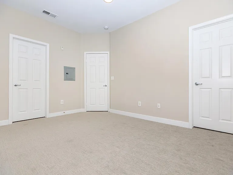Bellecour Way Apartment Homes — Photo 48