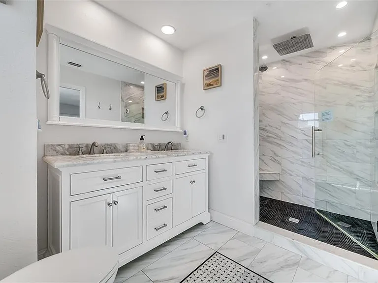 4622 Bay Crest Dr — Photo 19