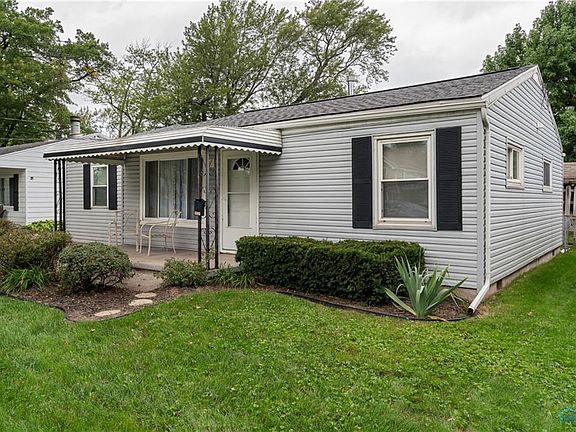 2nd image of 3342 Coral Ave