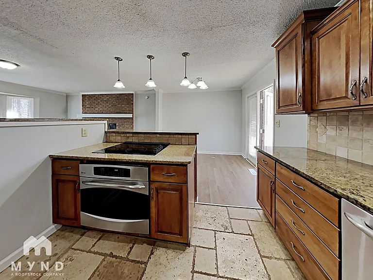4353 Morningside Dr — Photo 5