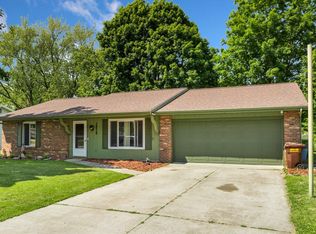 1210 McIntyre Dr, Auburn, IN