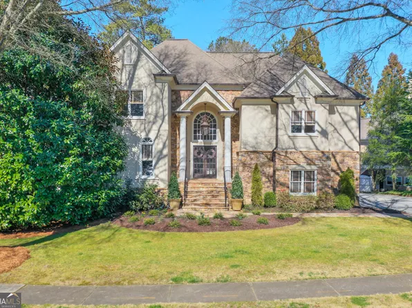 2318 Edgemere Lake Cir, Marietta, GA 30062