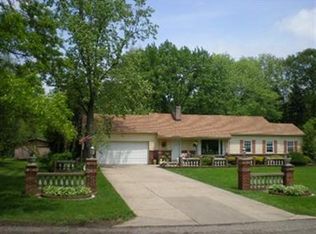 2405 Falmouth Rd, Akron, OH 44333