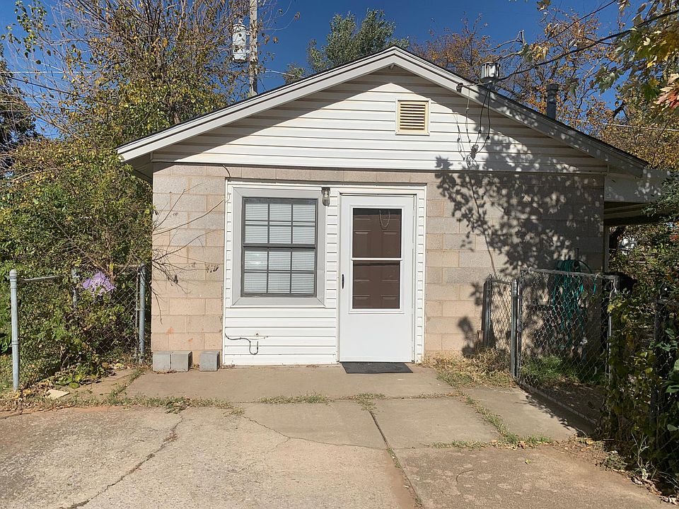 1st image of 2411 1/2 NW 13th St