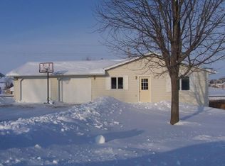 710 W 3rd St, Dell Rapids, SD 57022