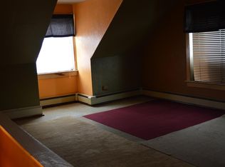 304 N York St, Pottstown, PA 19464