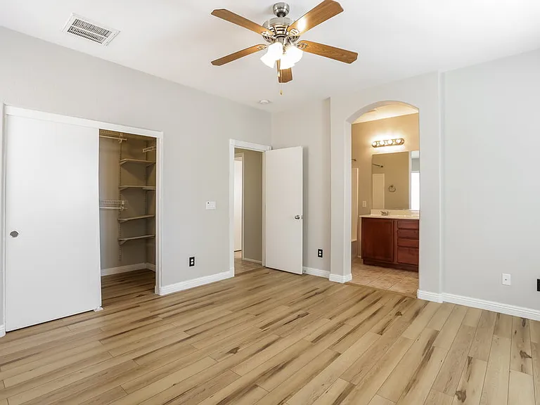 9124 Black Elk Ave — Photo 11