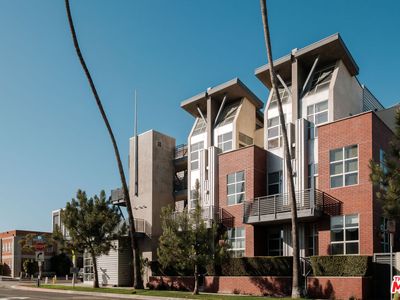 1912 Broadway APT 109, Santa Monica, CA, 90404