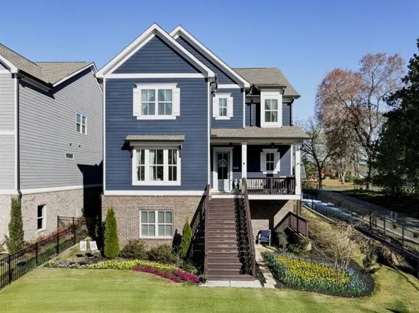 5902 Mitchell St, Flowery Branch, GA 30542