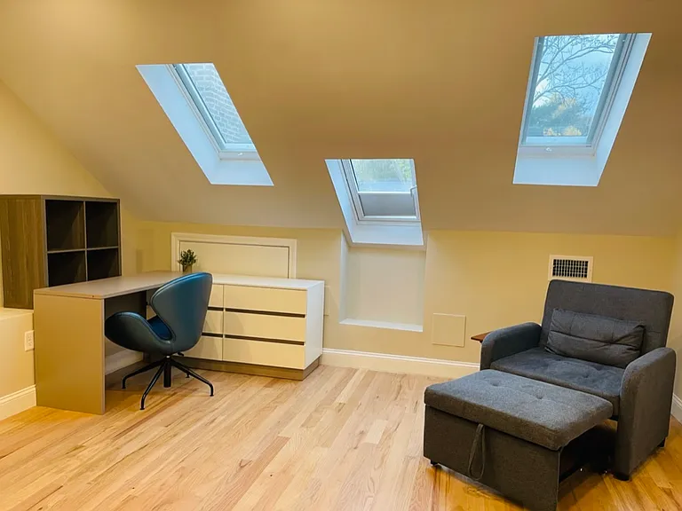 543 Centre St #6 — Photo 10