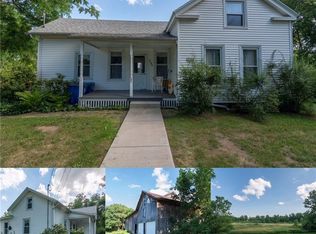 9304 Ridge Rd, Middleport, NY 14105