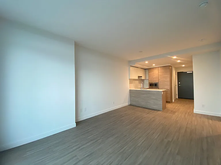 13615 Fraser Hwy #2811 — Photo 5