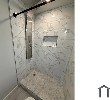 2138 N Franklin St #1 — Photo 4
