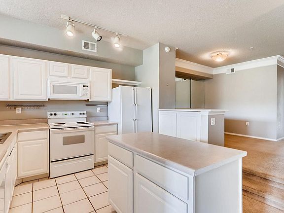 5th image of 2155 Eagle Ave #2115