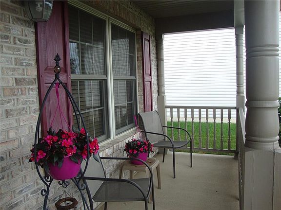 4th image of 1301 Winchester Dr