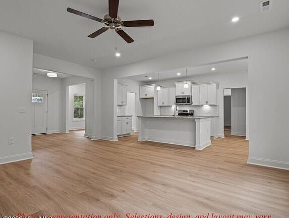 4th image of 810 Ave Of The Carolinas
