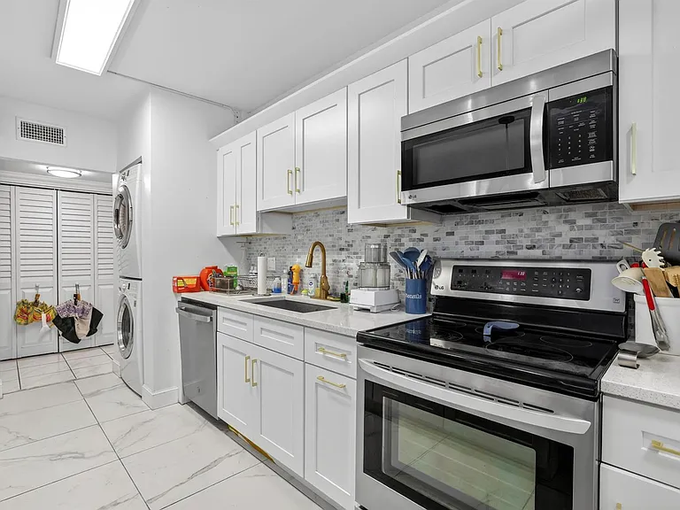 6328 Longboat Ln W #101 — Photo 3