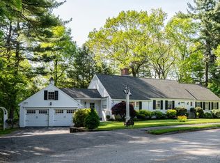 73 Greylock Rd, Wellesley, MA 02481