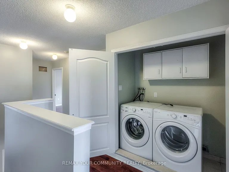 222 Kayla Cres #UPPER — Photo 27