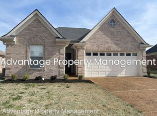 1184 Breezy Valley Dr, Cordova, TN 38018