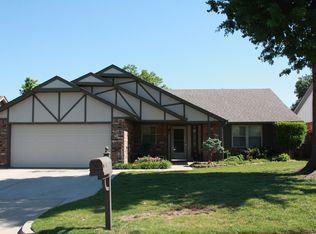 11612 SW 3rd Ter, Yukon, OK 73099