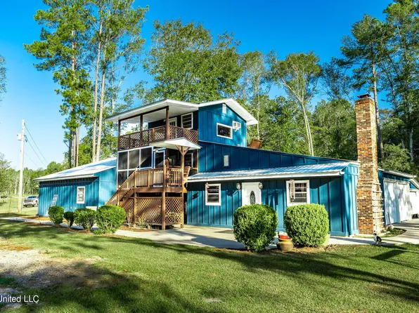 2 Canty Rayborn Rd, Sumrall, MS 39482