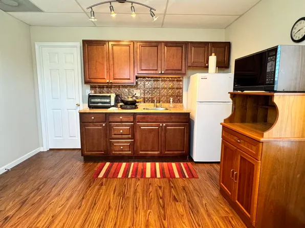 1000 Chapel Hill Dr, Lawrenceville, GA 30045