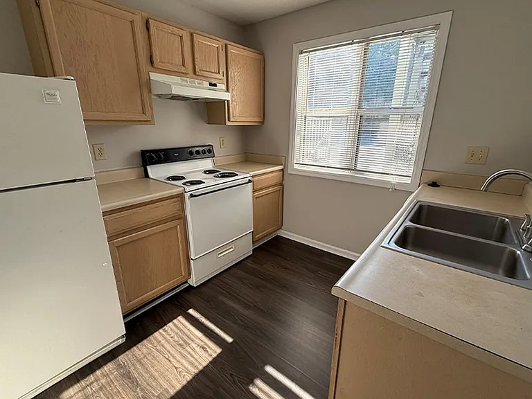 3227 Bishop St — Photo 23