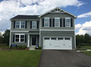 3231 Lauren Dr, Yorkville, IL 60560