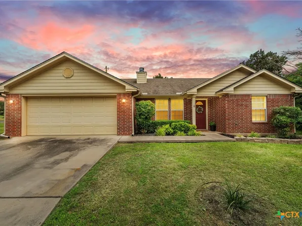 1 Moonlite Ln, Morgans Pt Resort, TX 76513