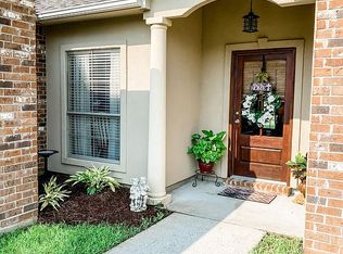 34886 Eagle Ridge Dr, Denham Springs, LA 70706