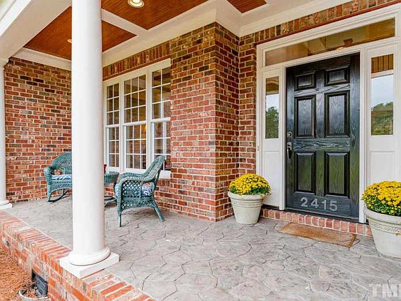 3rd image of 2415 Belvinwood Dr