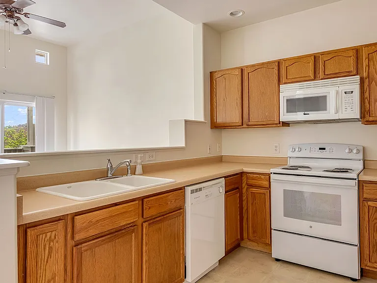 2485 Fountainhead Blvd #F-11 — Photo 14