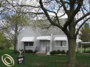 4024 E Dunbar Rd, Monroe, MI 48161