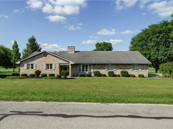 6468 Country Club Dr, Greenville, OH 45331