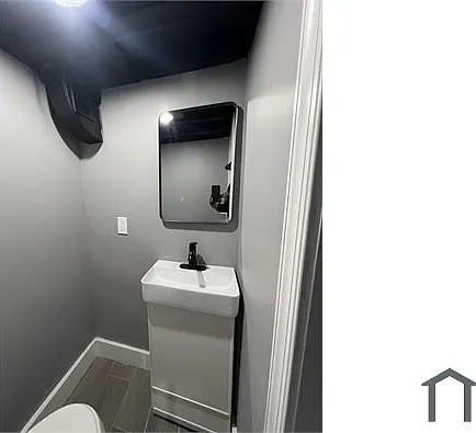 6049 N Norwood St #6049 — Photo 6