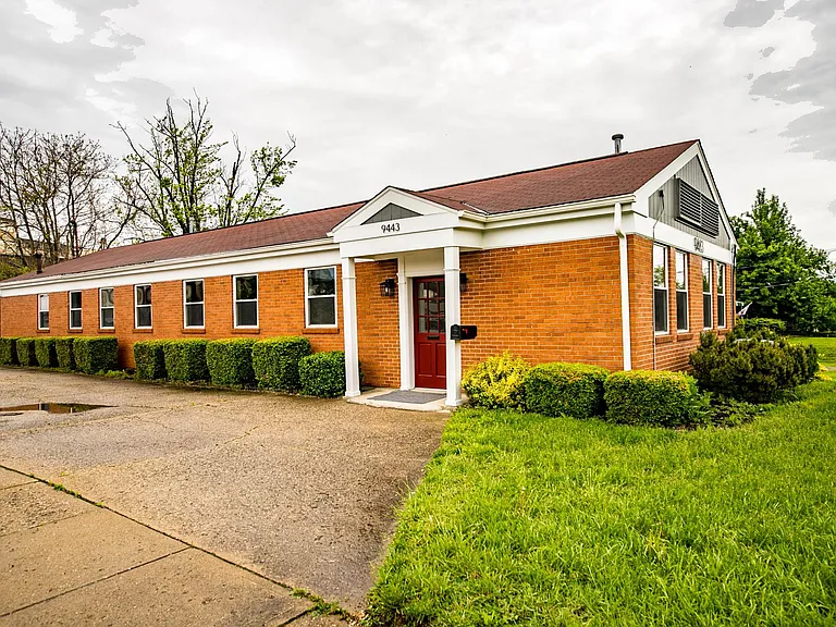9443 Reading Rd — Photo 9