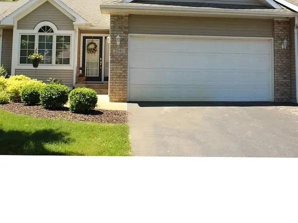 2040 Blue Bell Way NW #46, Grand Rapids, MI 49504