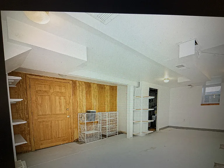 526 Williams Rd — Photo 29