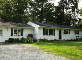 13078 Dorothy Dr, Chesterland, OH 44026