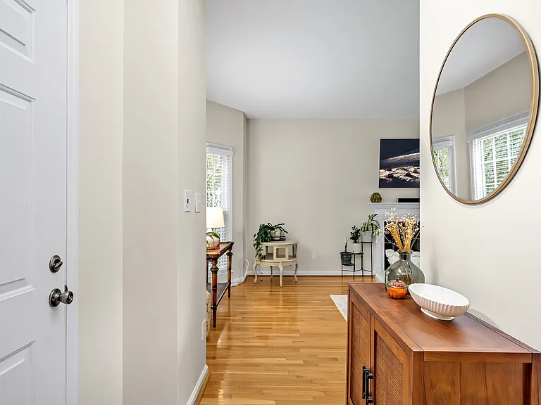 3100 Felbrigg Dr — Photo 3