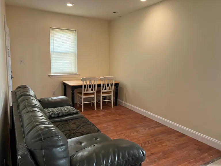 437 N Wiota St — Photo 40