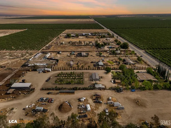 12867 Wildwood Rd, Wasco, CA 93280