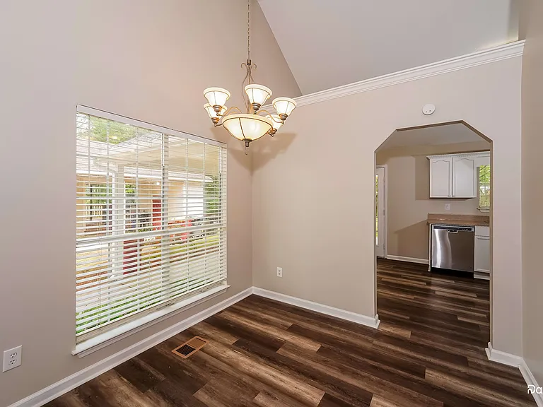 6725 Crossbrook Ln — Photo 6