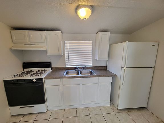 2nd image of 684 W Heil Ave #B