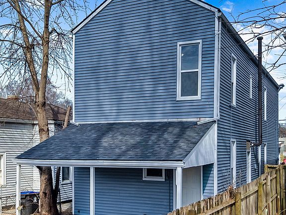 5th image of 2628 Bank St