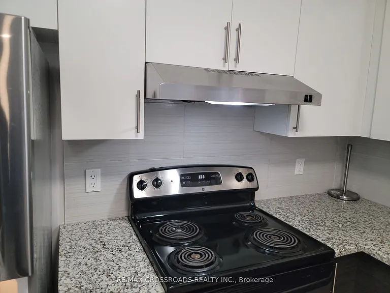 258B Sunview St #2117 — Photo 13