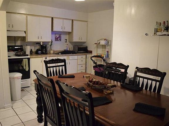 3rd image of 1723 N 15th Ave