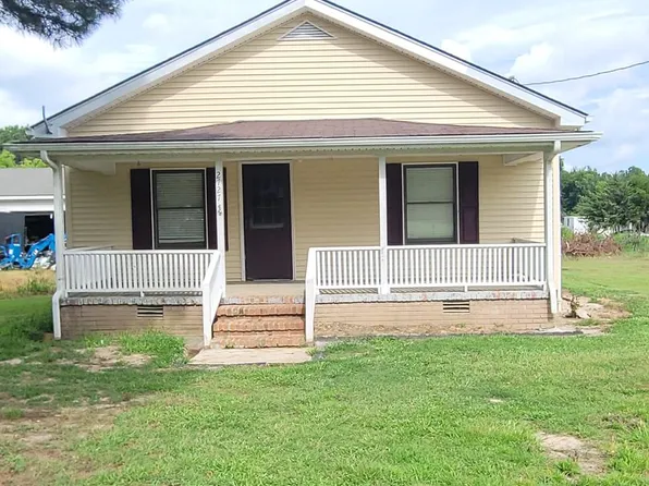 2727 Peanut Rd, Snow Hill, NC 28580