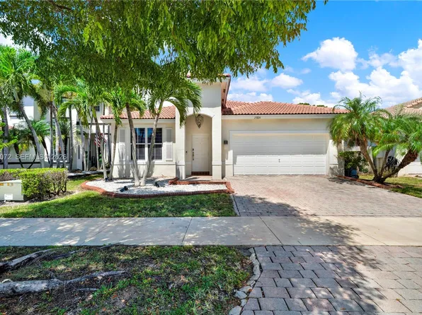 23824 SW 107th Pl, Homestead, FL 33032